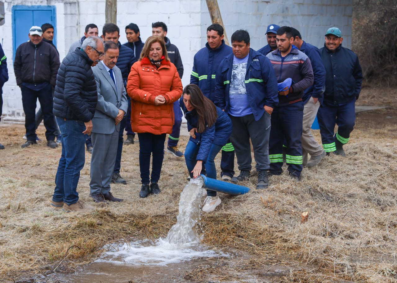  Quintela comprobó el avance de obra de una importante perforación en Chamical.