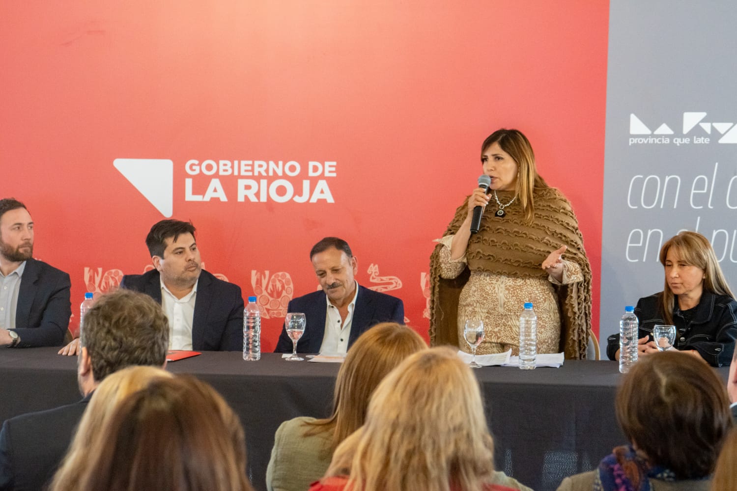 A través de Farmapos, afiliadas y afiliados de PAMI podrán acceder a más de 3 mil medicamentos gratuitos