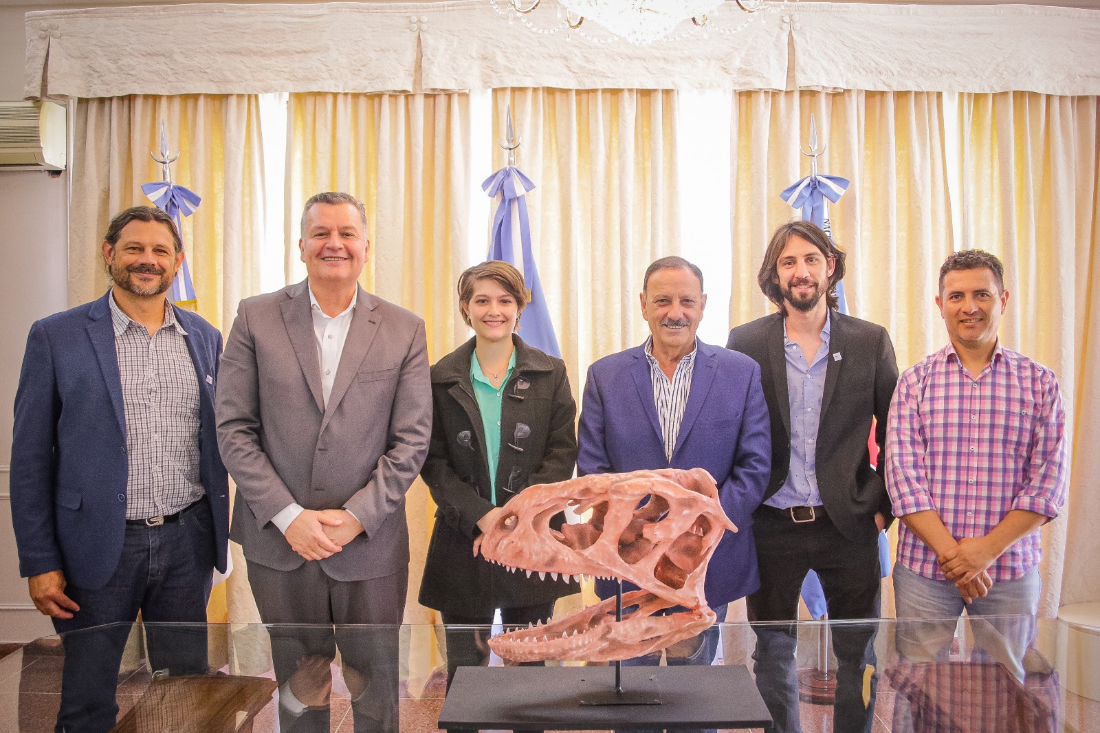 El Gobernador Quintela recibió a científicos del CRILAR