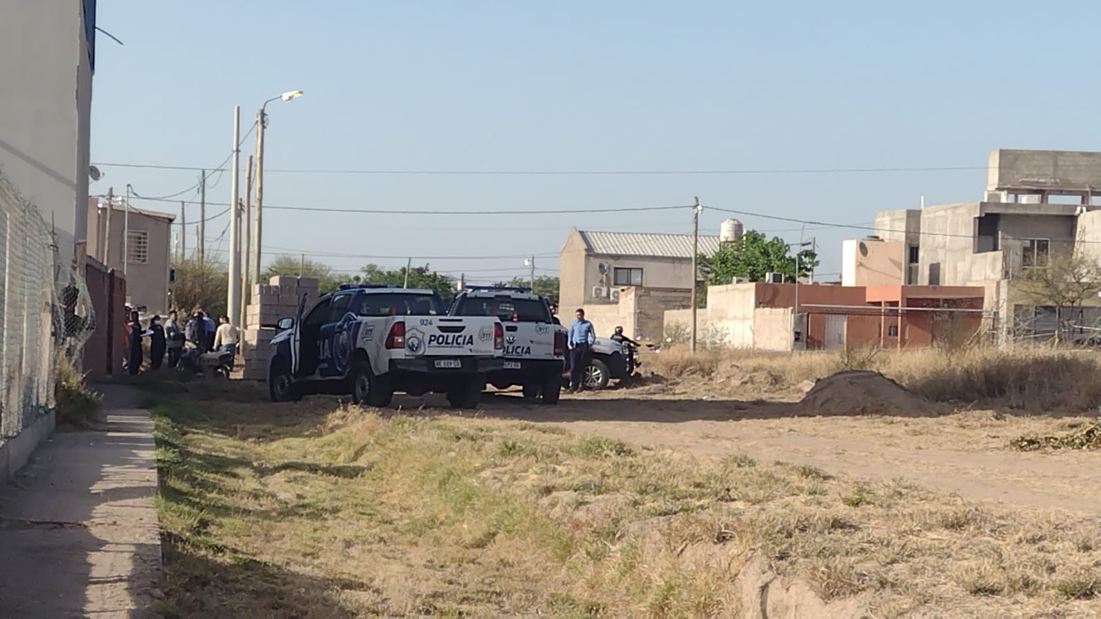 Encuentran cuerpo calcinado en inmediaciones al Club San Lorenzo de Vargas.