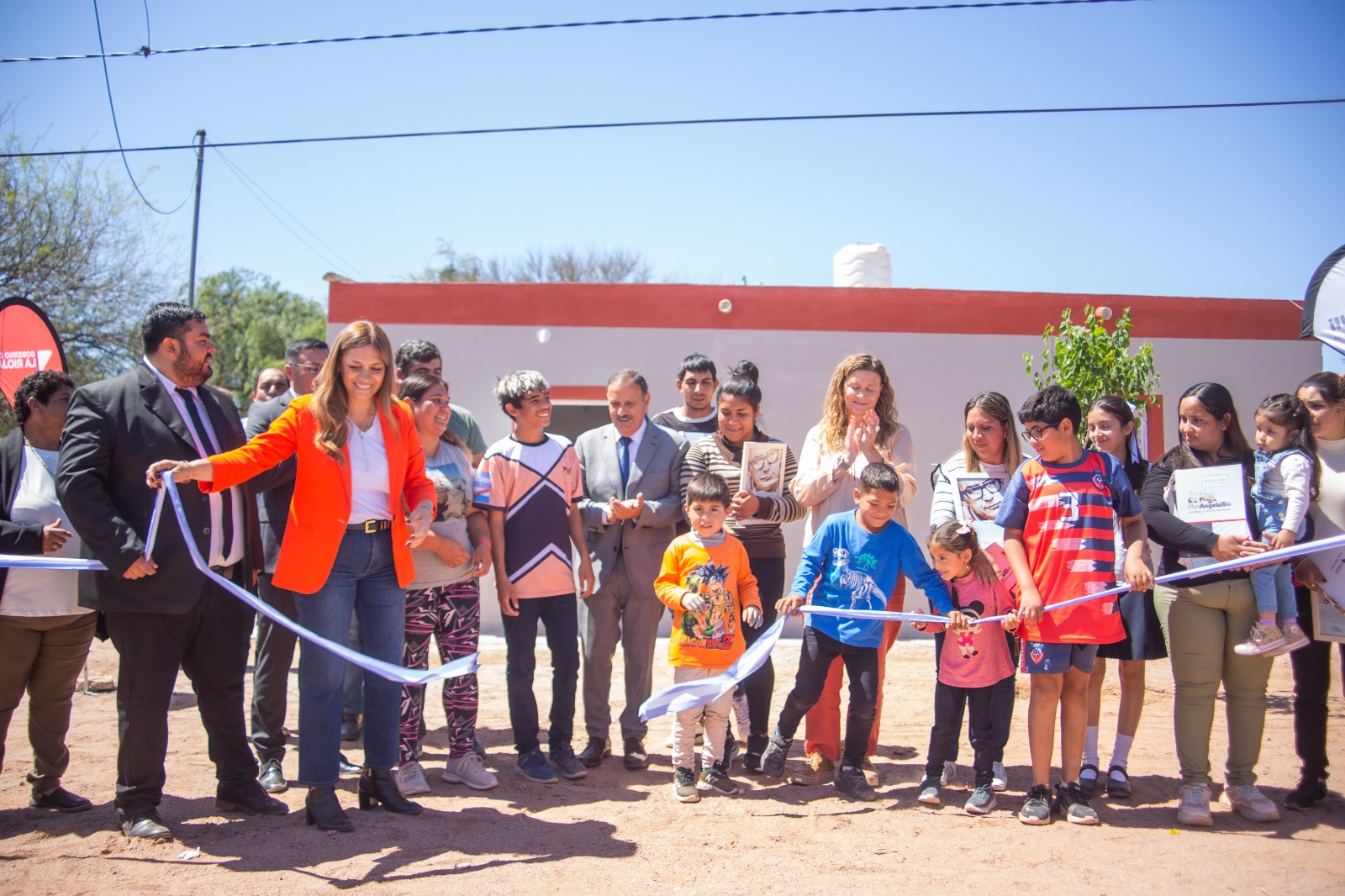 Familias de Patquia disfrutan su nuevo hogar gracias a la implementación del Plan Angelelli.