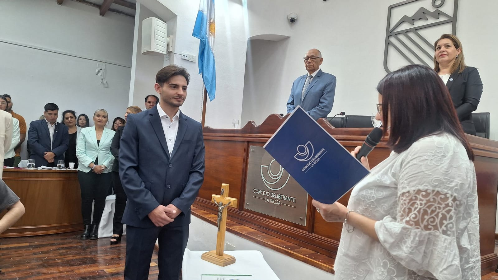 La Libertad Avanza tiene un nuevo concejal. Se trata de Angel Avila.