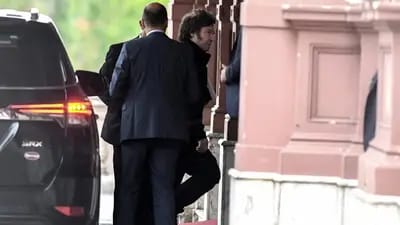 Equipo que pierde no se toca.Milei sostiene a los Menem, reedita la campaña Macri 2019 y se vienen anuncios.
