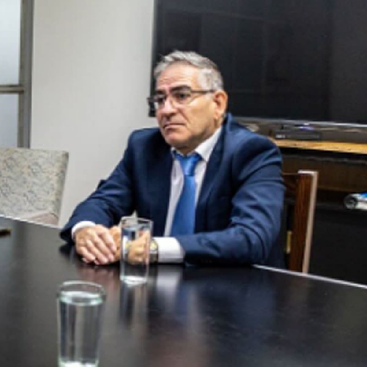 Por falta de apoyo Amado Omar Menem dej&oacute; la titularidad de la delegaci&oacute;n local del PAMI