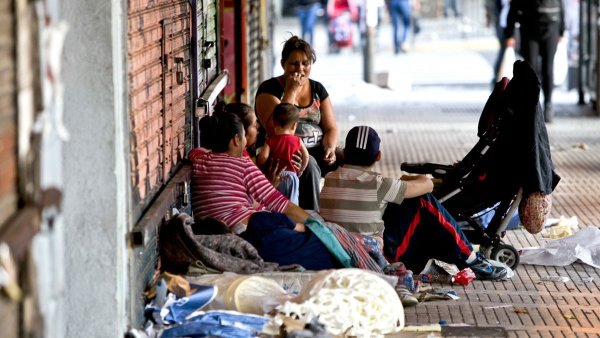 Contradicciones del gobierno libertario. La inflaccion baja pero la pobreza trep&oacute; en la primera mitad del a&ntilde;o