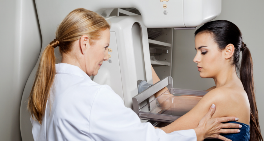 Médico aseguró que la prevención del cáncer de mama tiene un porcentaje de curación del 95%