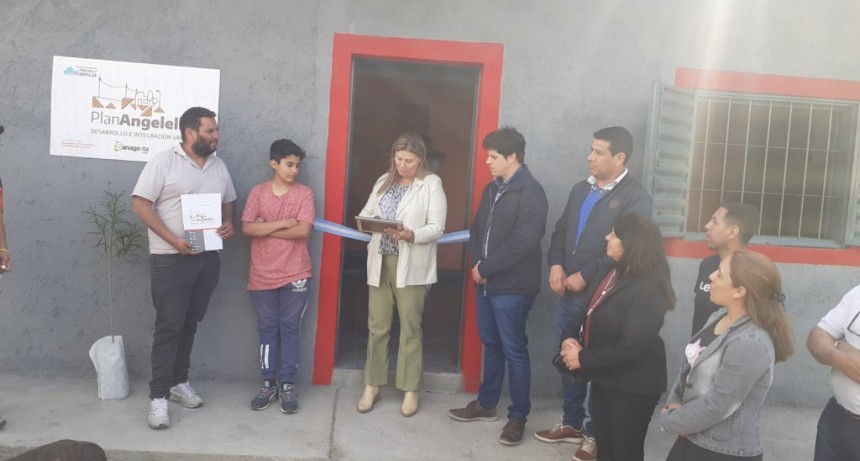 En Sanagasta el Intendente Federico Sbiroli y la Diputada Gabriela Pedrali entregaron viviendas del plan Angelleli.