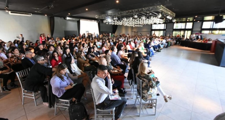 Nación y Provincia fortalecen cuidados integrales a personas gestantes y la primera infancia. 