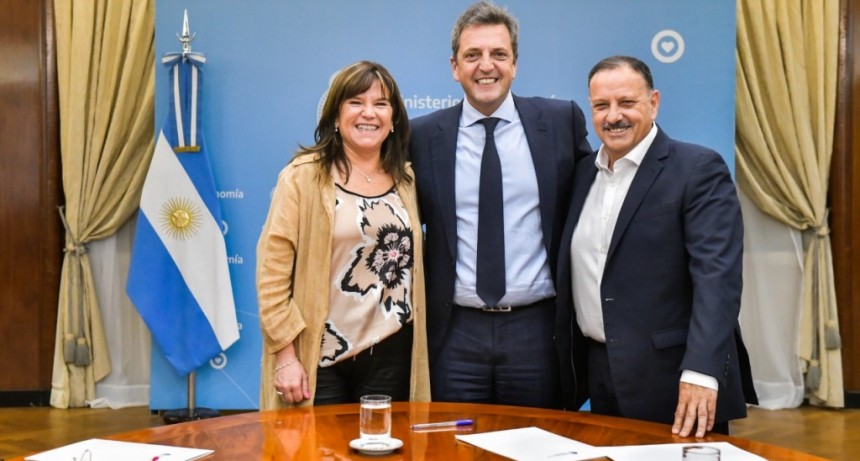 Otro gesto del Gobernador. Quintela garantizó el envío de fondos para toda la provincia y los municipios incluido el de Capital 