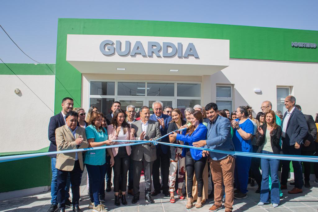 Ricardo Quintela inauguró la ampliación de la Guardia del Hospital de Arauco.