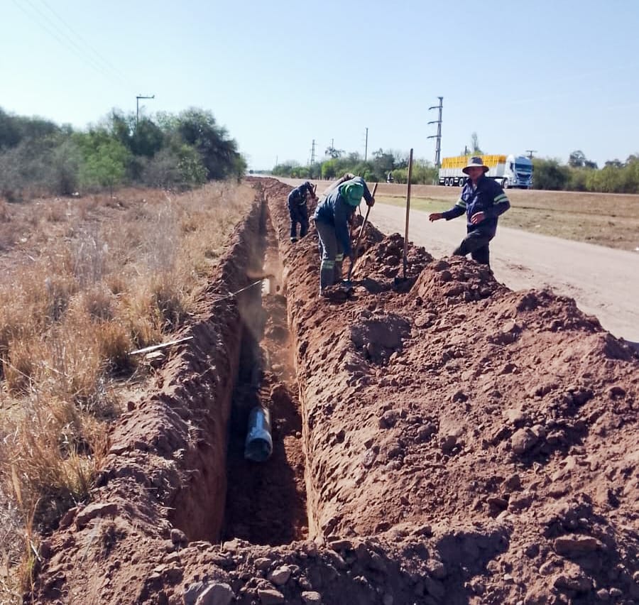 Este martes el gobernador Ricardo Quintela visitará la obra del nuevo acueducto en “La Cortada”.