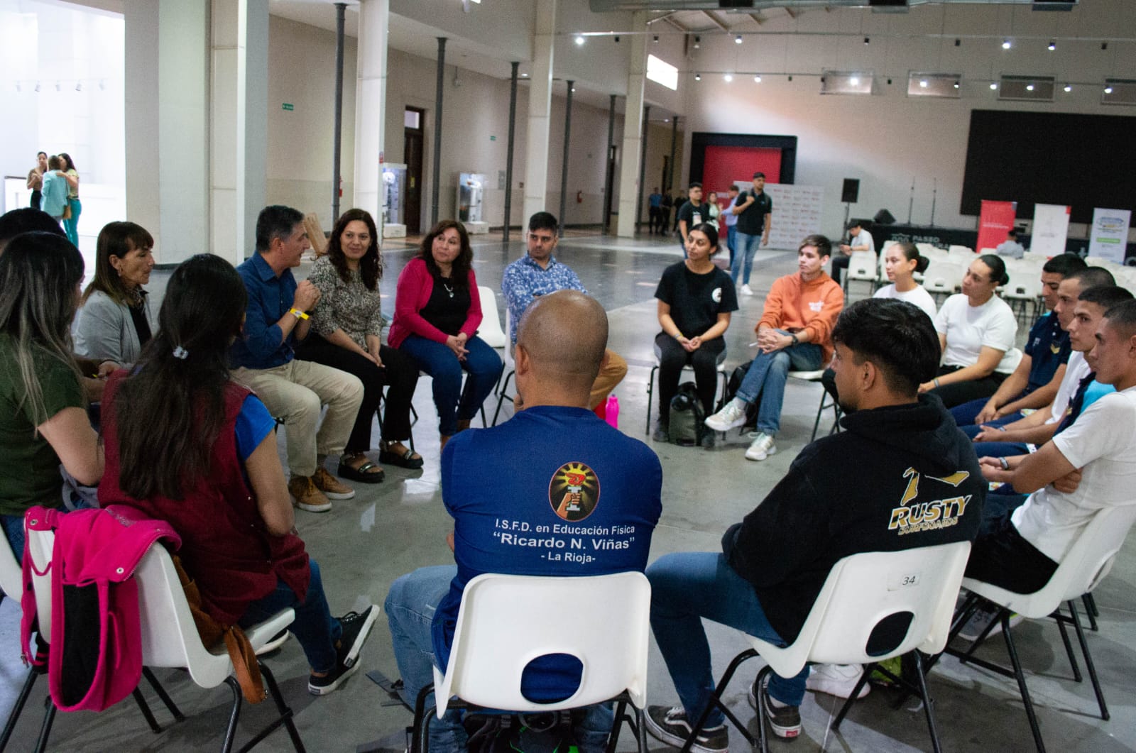 Centros de Estudiantes debaten sobre participación, democracia, ESI, innovación educativa y salud mental.