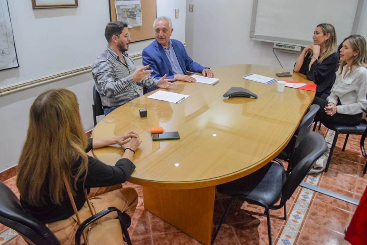 Garantizan el mantenimiento de la infraestructura eléctrica en el Sistema de Salud Pública Provincial.