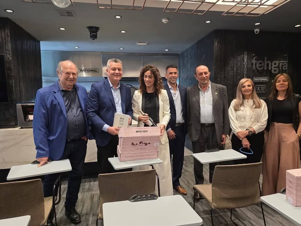 La provincia presentó en FEHGRA los alcances del programa Previaje riojano con chachos