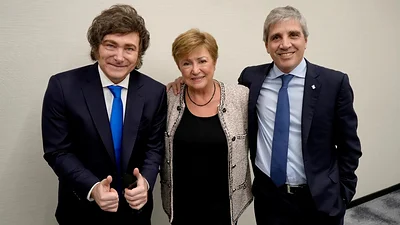 El FMI mantiene su meta de super&aacute;vit y mete presi&oacute;n al Gobierno