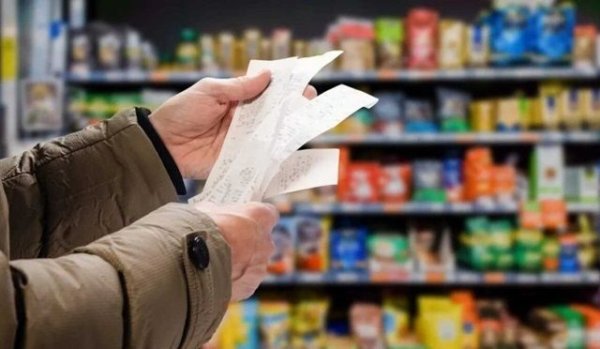 Canasta b&aacute;sica. El consumo real en los supermercados cay&oacute; un 14,2%