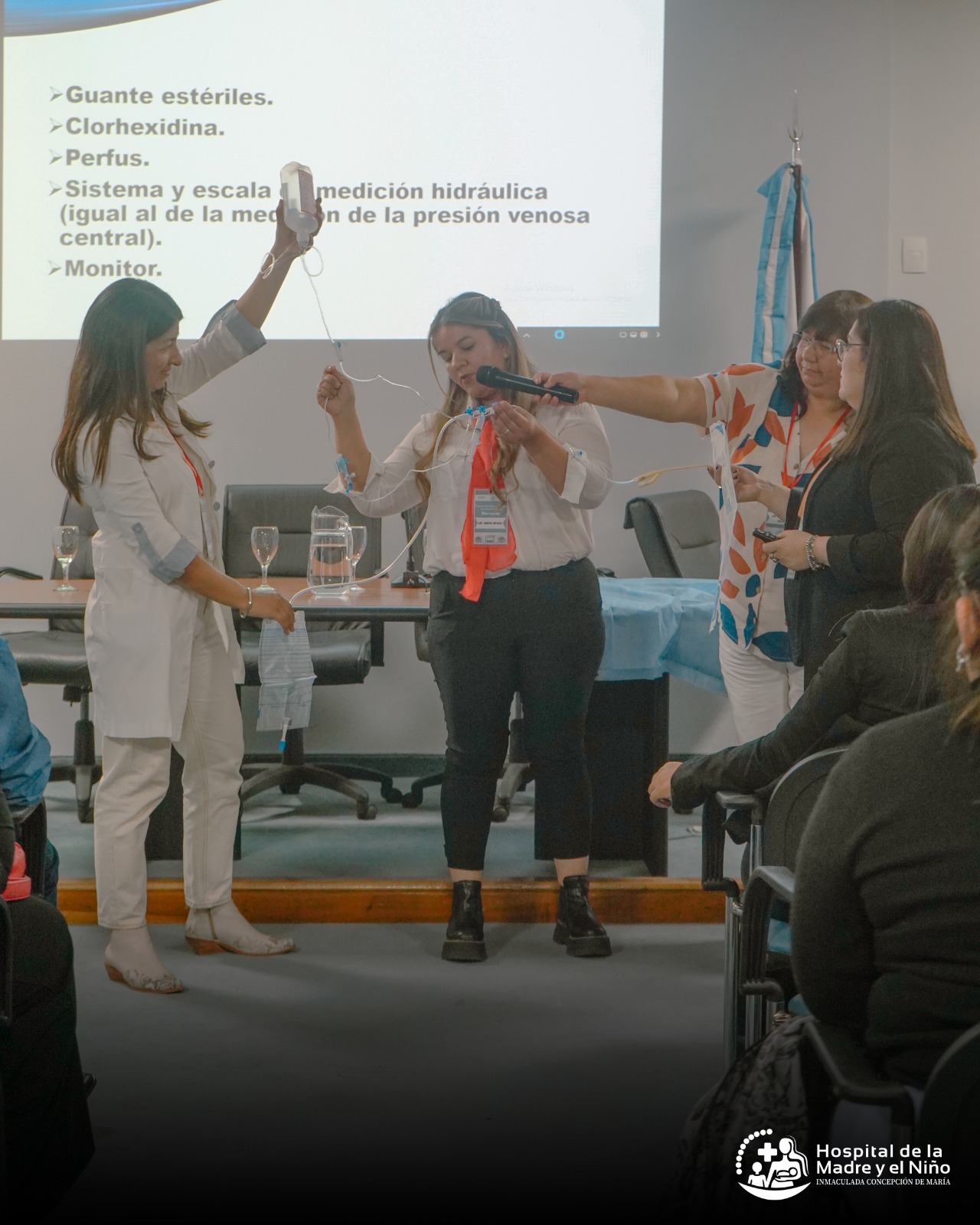 Interesante jornada sobre Terapia Intensiva Pediátrica en el Hospital de la Madre y el Niño.