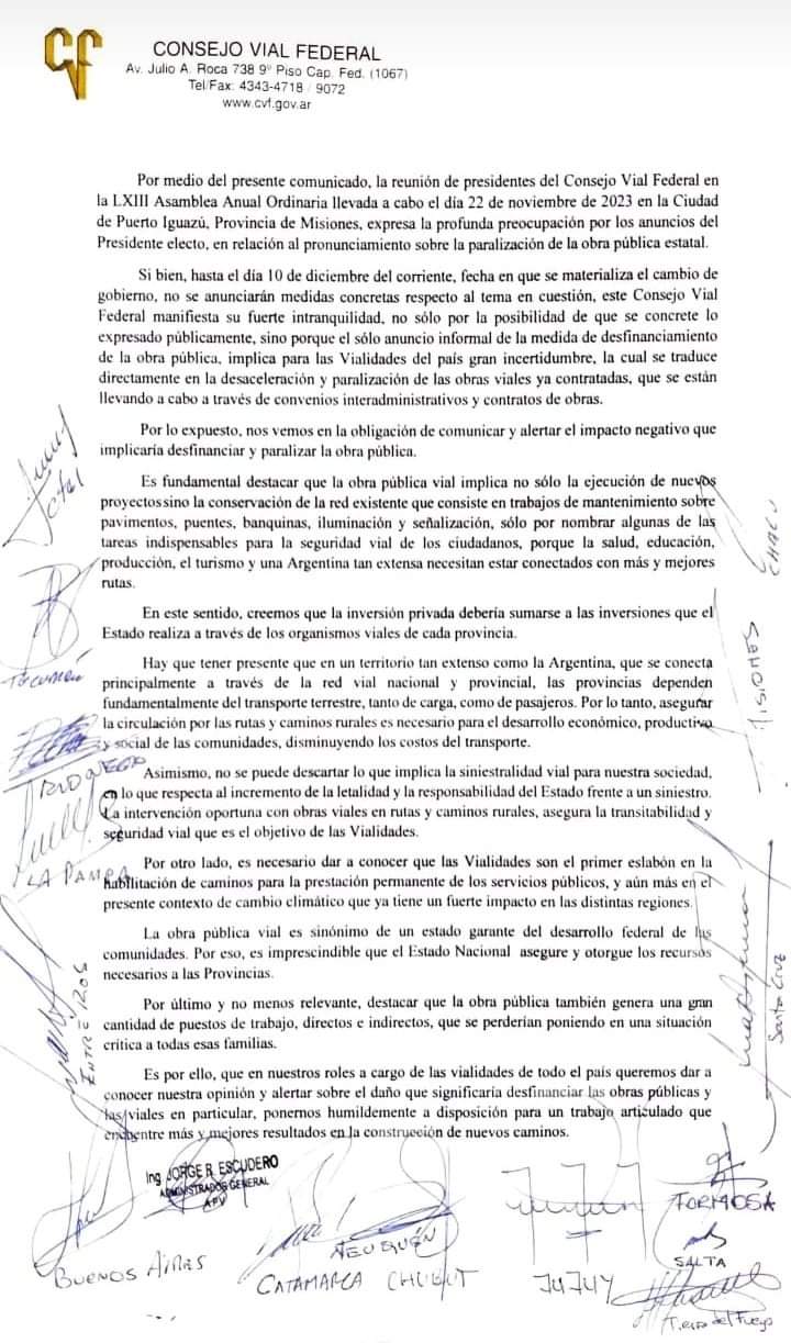 El Administrador Provincial de Vialidad, Jorge Rubén Escudero, participa en la LXIII Asamblea Anual Ordinaria Del Consejo Vial Federal en Misiones. 