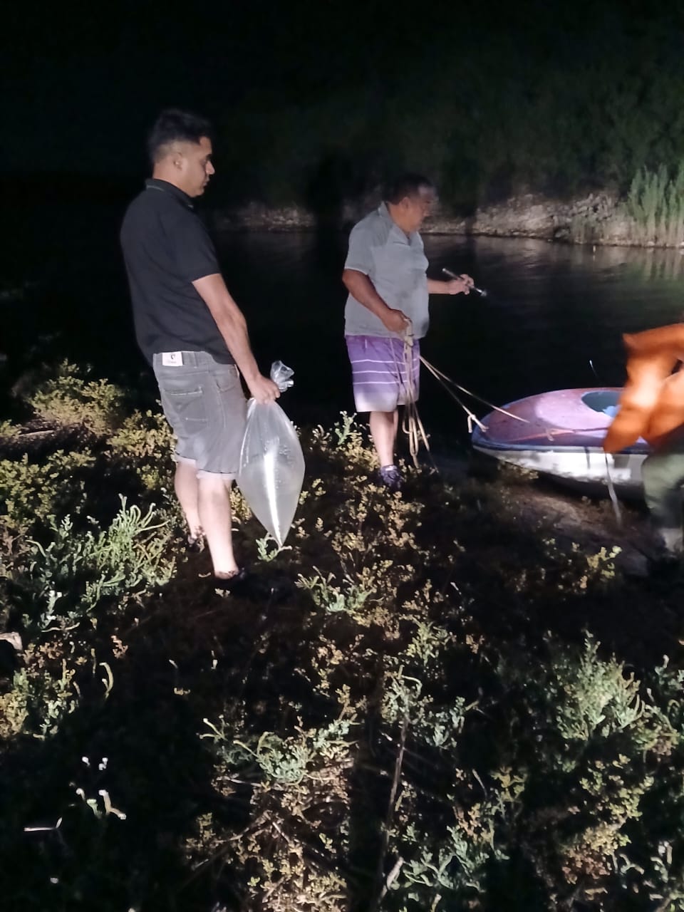 Primera siembra de pejerrey en el dique El Portezuelo, un impulso a la producción acuícola en la provincia.
