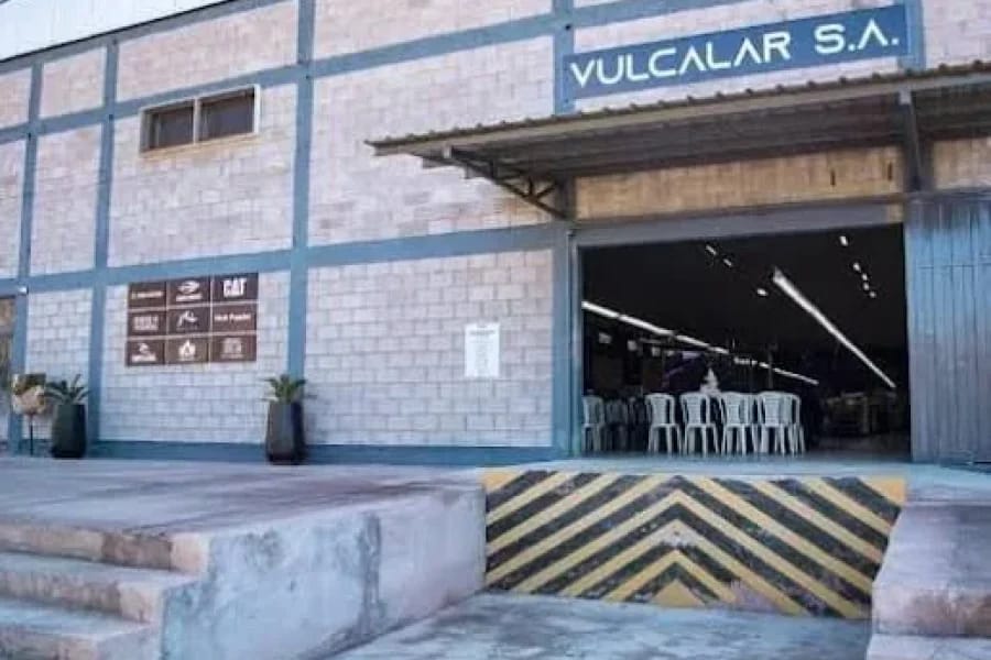 Las políticas de Milei golpean al interior: Otra fábrica cierra en Sanagasta dejando 80 familias en la calle