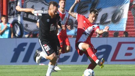 Historico. Riestra le ganó a Deportivo Maipú y jugará la próxima temporada en la Liga Profesional de Fútbol. 