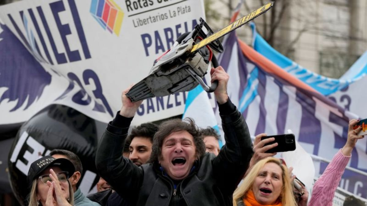 Plan Motosierra en marcha  Por Víctor Bazán.