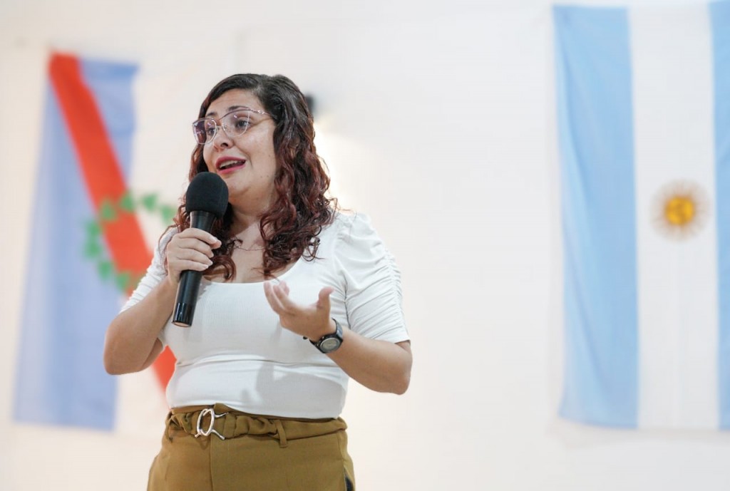 Luz Santangelo Carrizo criticó el recorte a la pauta nacional.