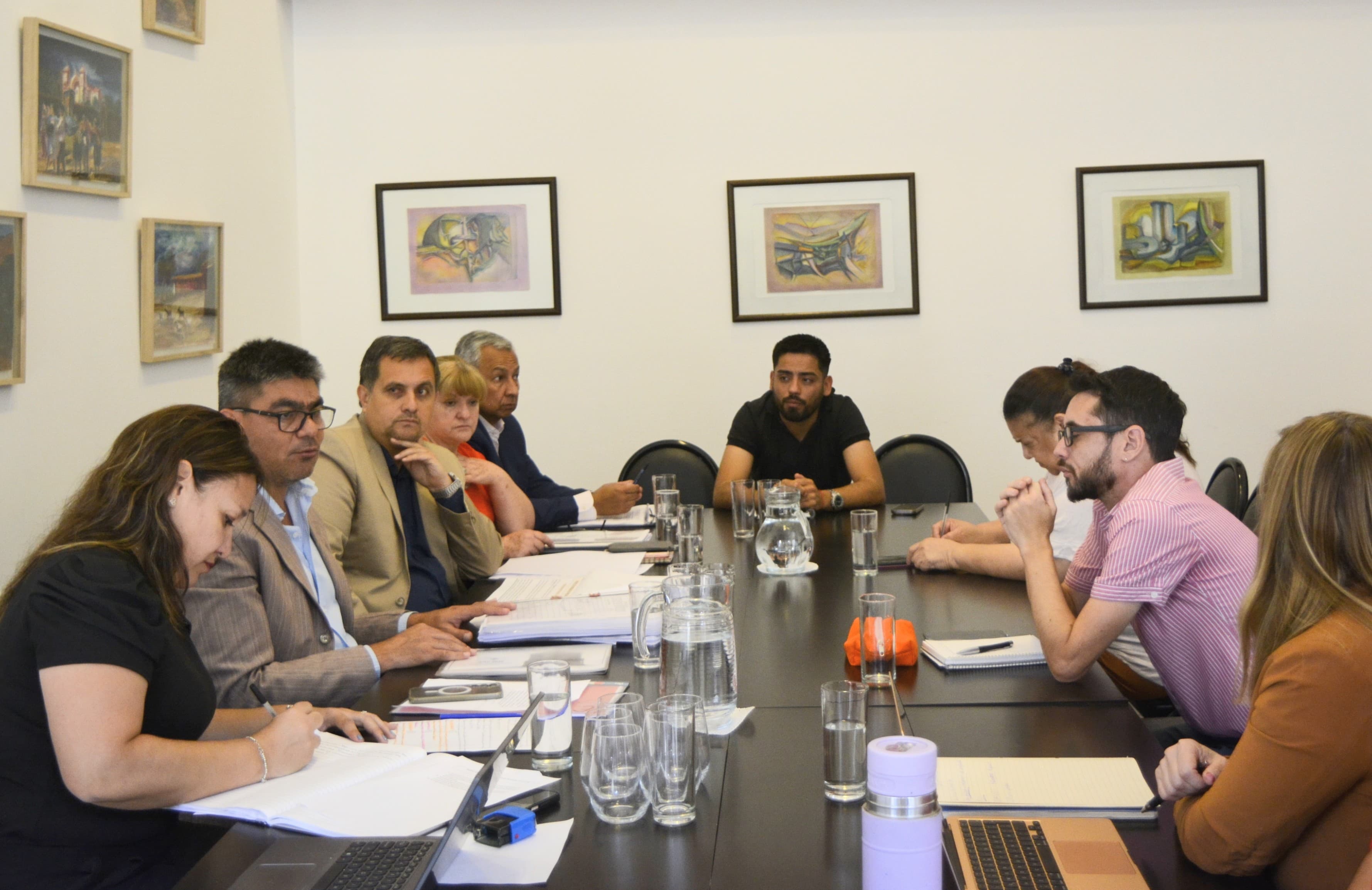 Concejales de Capital conformes con las explicaciones del Ejecutivo sobre el presupuesto, impositiva y código tributario 2025 