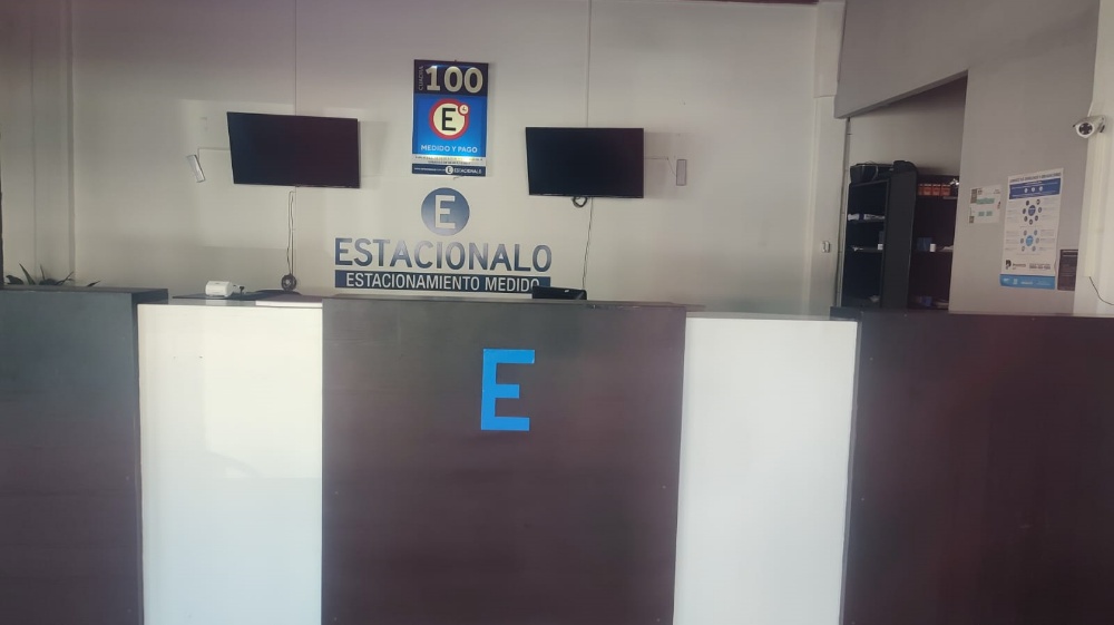 El Municipio se hará cargo del servicio de estacionamiento medido. 