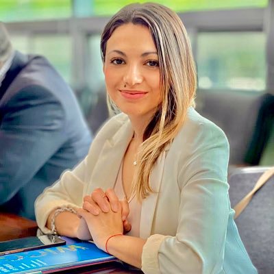 Funcionaria del gobierno de La Rioja pidió disculpas por uso del vehiculo oficial para uso propio.