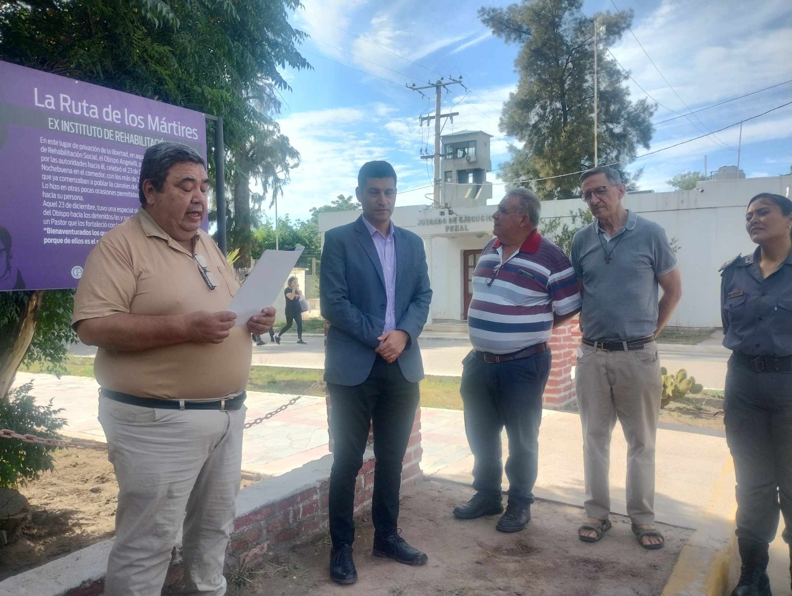 Reposición de Carteles de la Ruta de los Mártires en La Rioja.